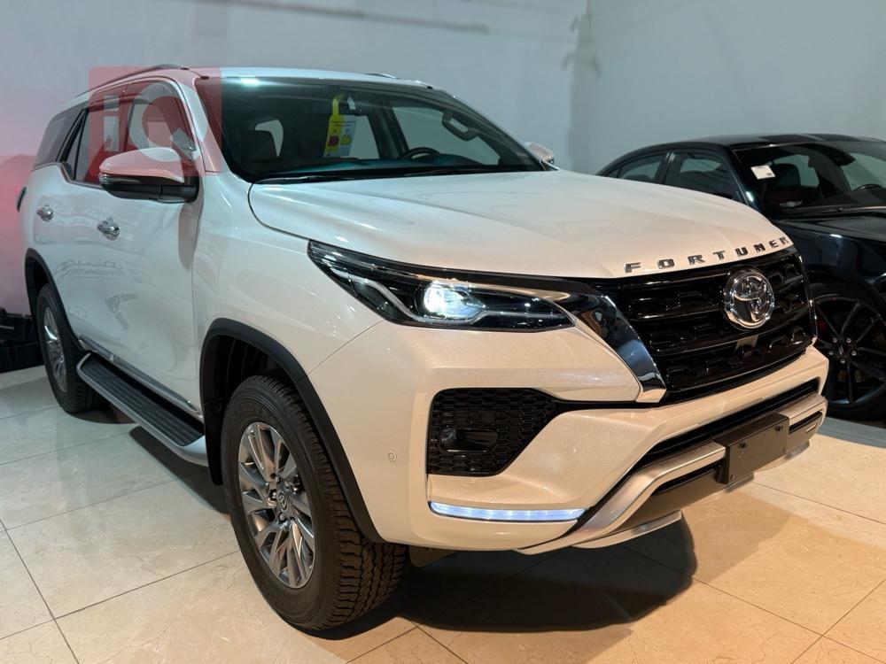 تۆیۆتا فۆرچێنەر